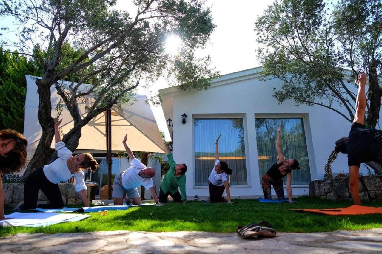 Bir Dem Urla Hotel Exterior photo