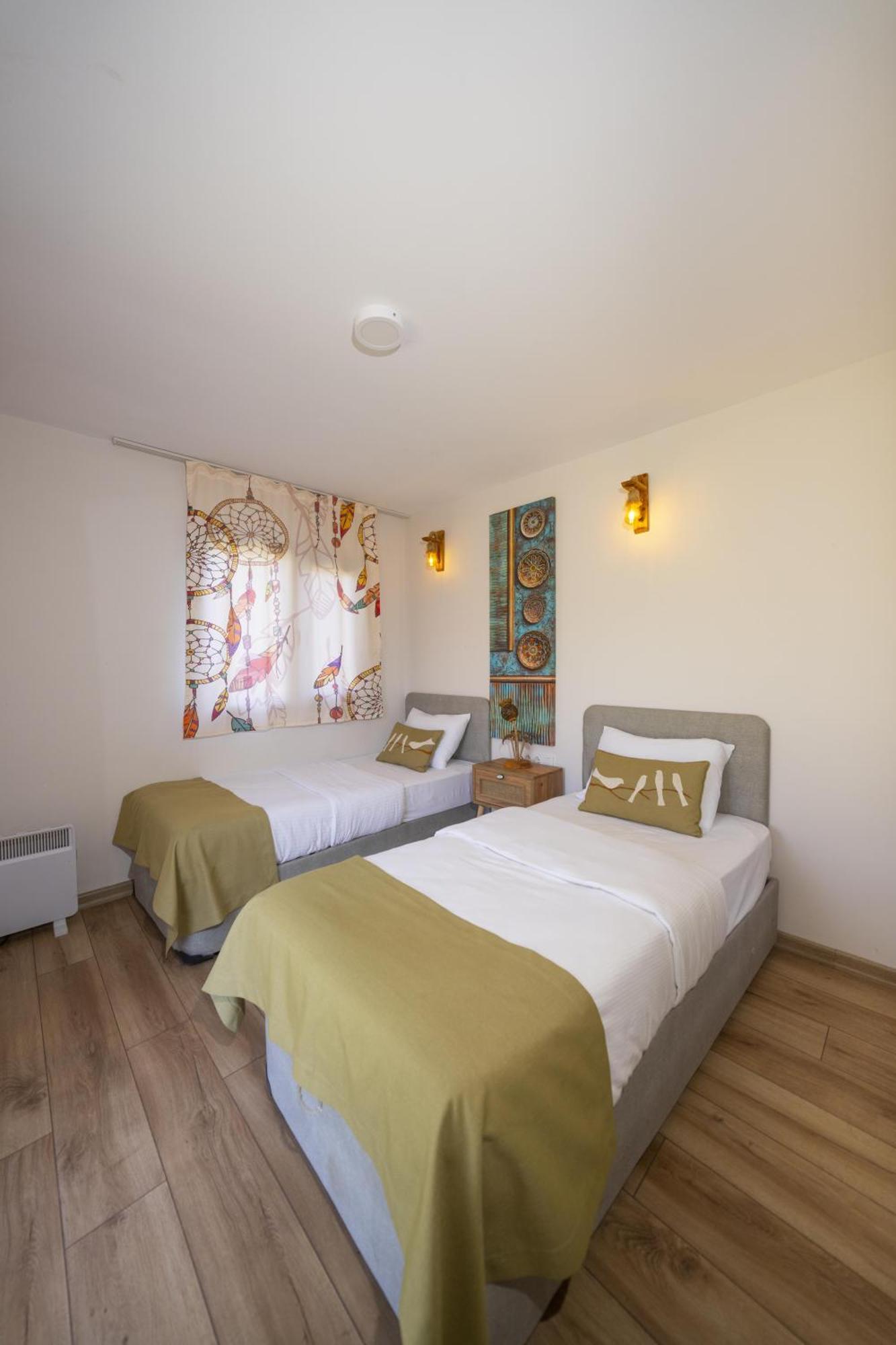 Bir Dem Urla Hotel Exterior photo