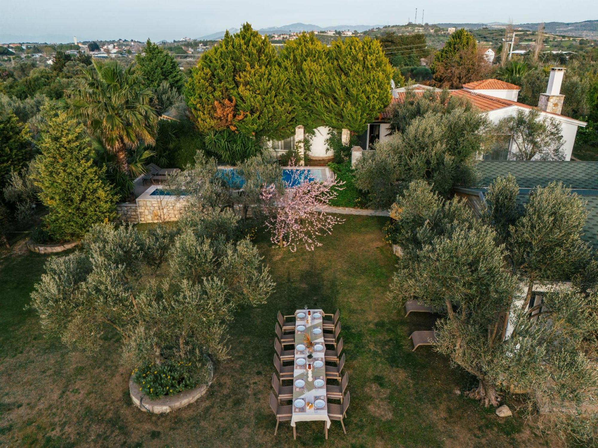 Bir Dem Urla Hotel Exterior photo